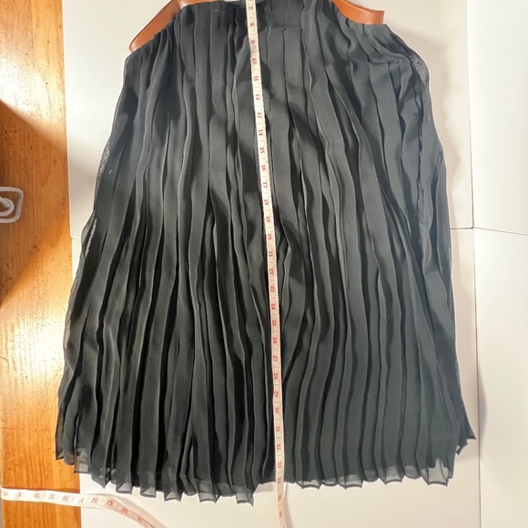 Dejavu Pleated Leather Harness Dress - Picture 8 of 11